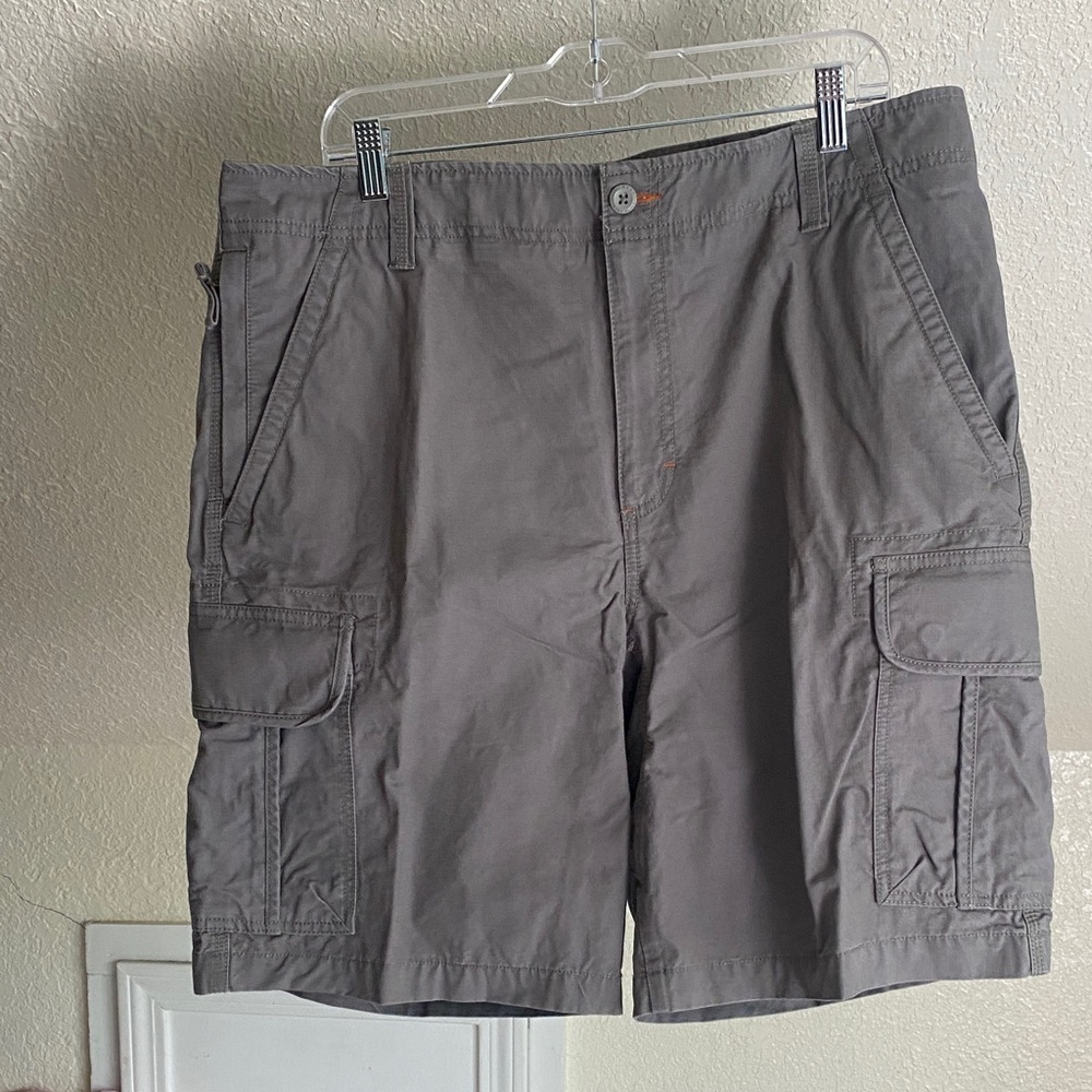 LLBean men’s size 36 shorts